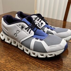 On Running On Cloud Sneakers